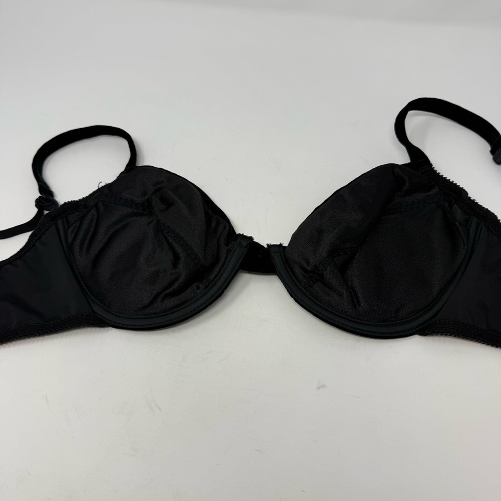 Victoria’s Secret Vintage Black Velvet Bow Bra 36C - Picture 8 of 8